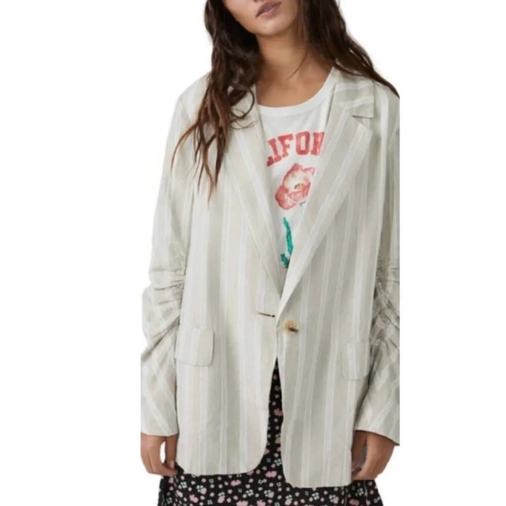 FREE PEOPLE‎ Fern Blazer in Dusty Beige Size Small